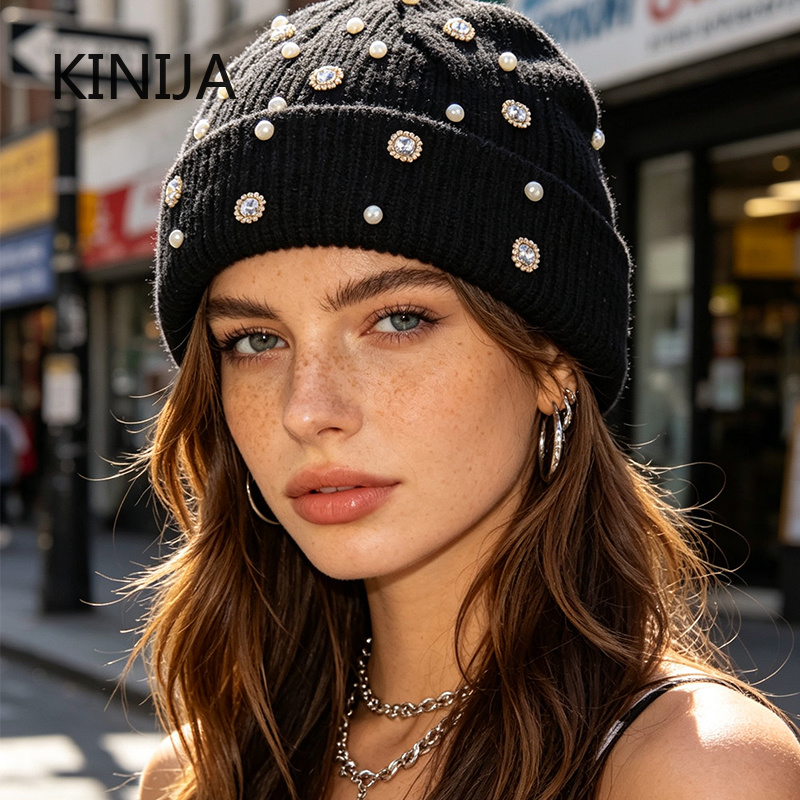 冬用ニットビーニーハット パールとラインストーン装飾 カフ付 - Beanie Cuffed Knit のレビューと価格