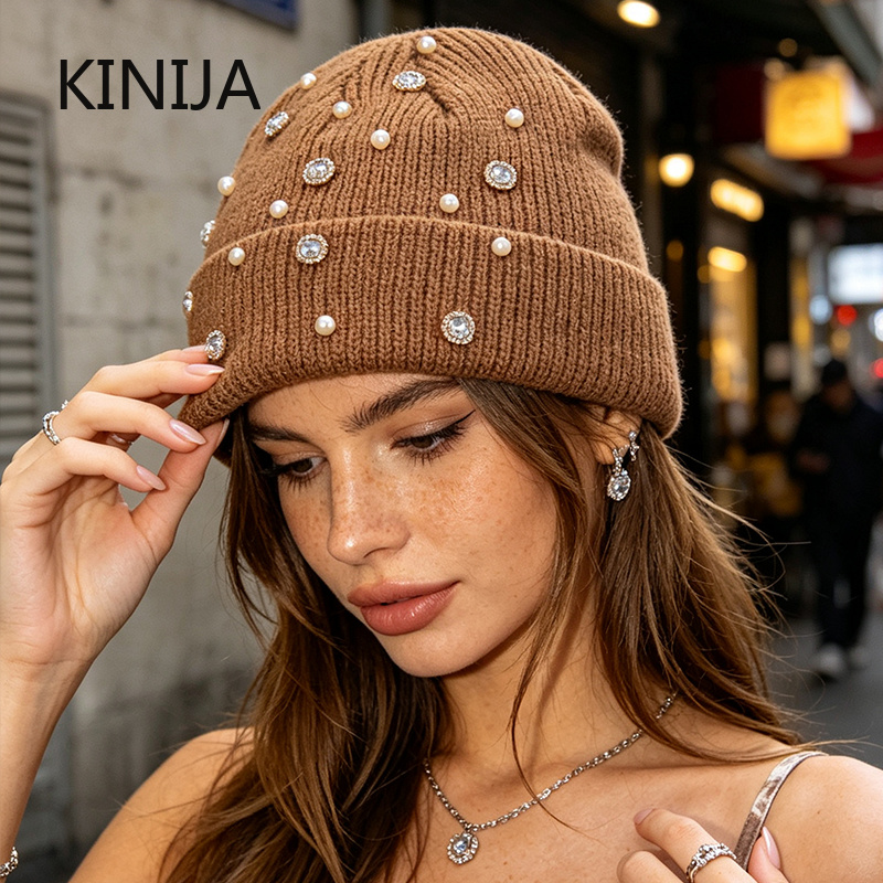 冬用ニットビーニーハット パールとラインストーン装飾 カフ付 - Beanie Cuffed Knit のレビューと価格